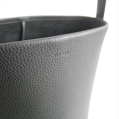 2024 / 未使用 / THE ROW / MEDIUM N/S PARK TOTE / W1313L129 / 2502-0156