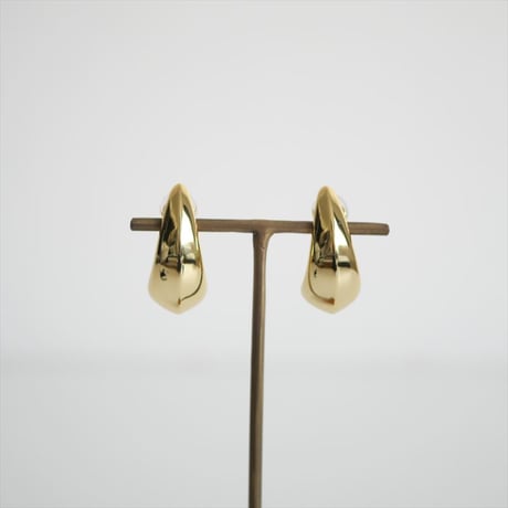 2024・人気完売品 / CELERI / Deuxieme Classe / DROP CLIP ON イヤリング / 24091510002210 / 2412-0024
