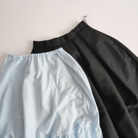 MASSE MENSCH / ボリュームタックスカート  / 2403-0365