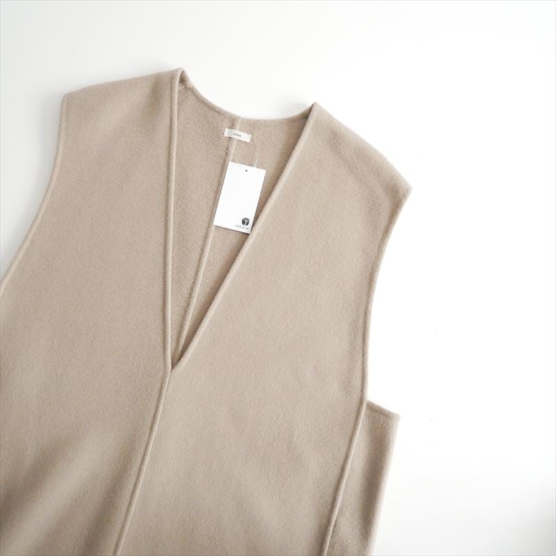 【専用】イエナ　ダブルフェイスデザインベスト　未使用品 IENA（イエナ）の「ダブルフェイスデザインベスト◇（ベスト）」 - WEAR