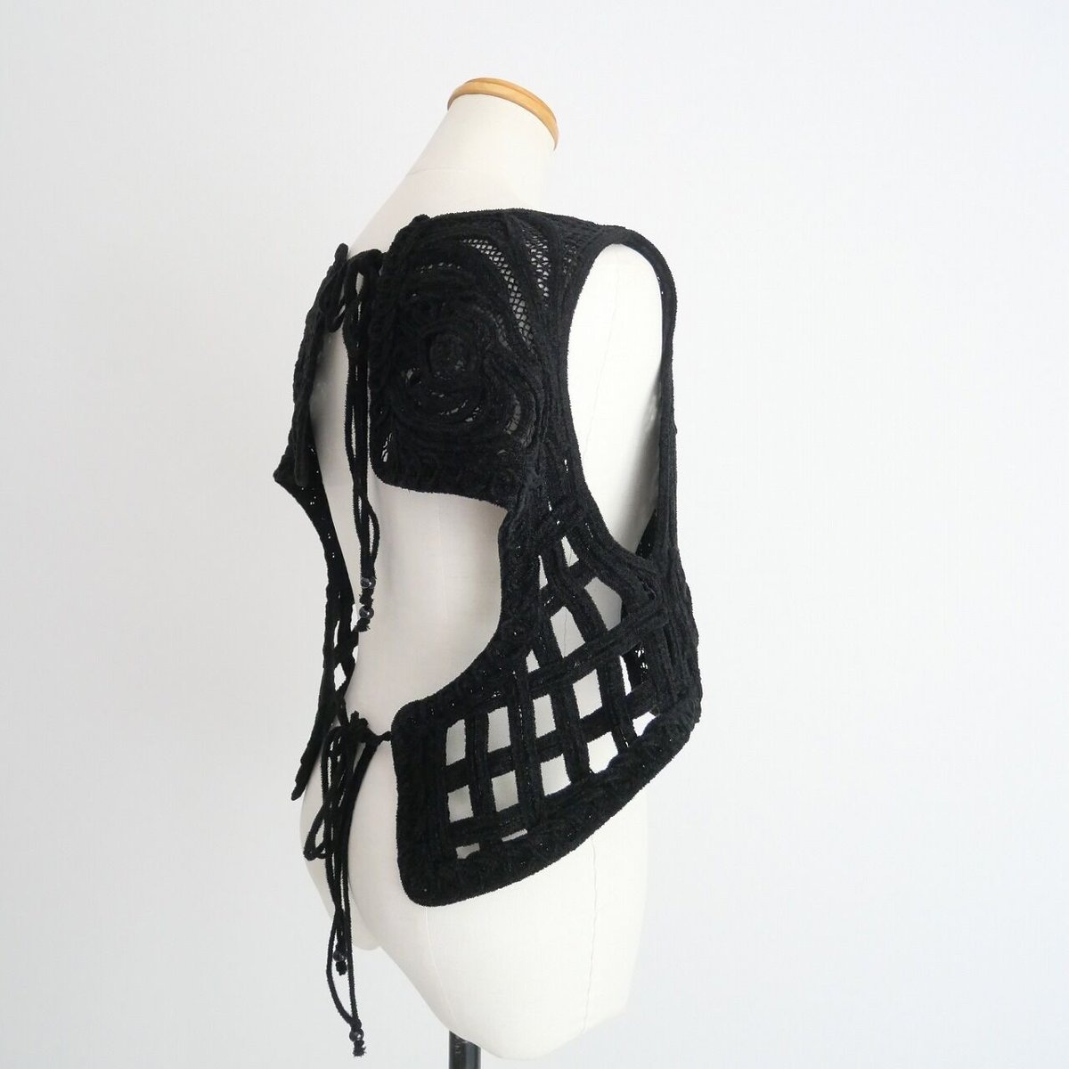 2022 / Mame Kurogouchi / Cord Embroidery Vest /