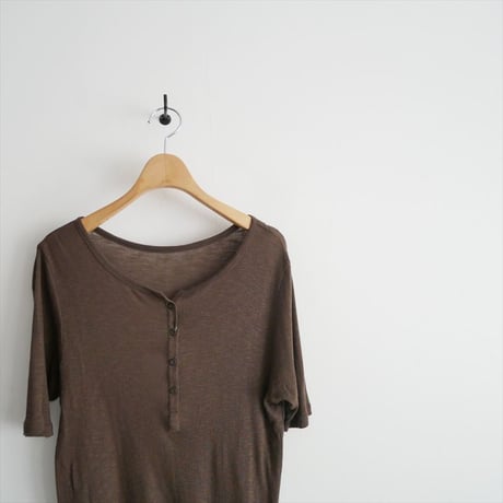 2025SS・人気完売品 / FRAMeWORK スラブシアーテレコヘンリーS/S-Tee 25070220785020 / 2605-0549