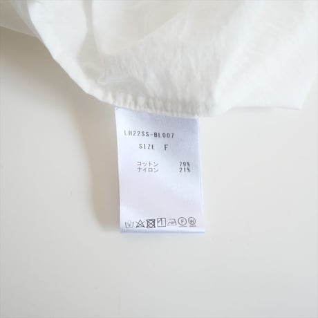 2022・人気完売品 / LOHEN / ボウタイ半袖ボリュームブラウス / LH22SS-BL007 / 2310-0507