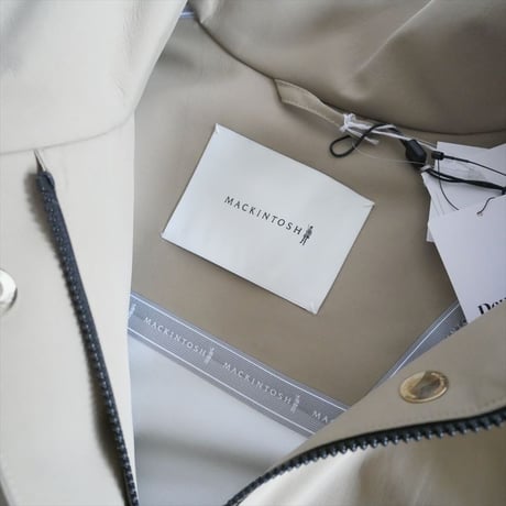 2024AW今季・人気完売品 / 未使用 / DEUXIEME CLASSE購入品 / MACKINTOSH / RAINTEC SKYE STAND COLLAR コート / 2411-1190