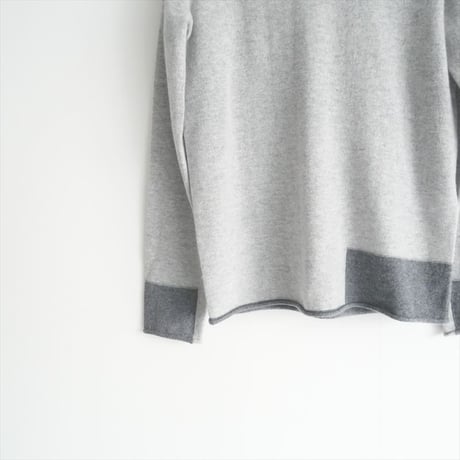 2023AW / GALERIE VIE / スコットランドカシミヤ クルーネックプルオーバー / 23023402312 / 2501-0420