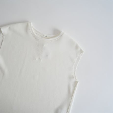 2024SS・人気完売品 / Whim Gazette / Vガゼットノースリーブプルオーバー / WGZ1041504A0012 / 2503-0999