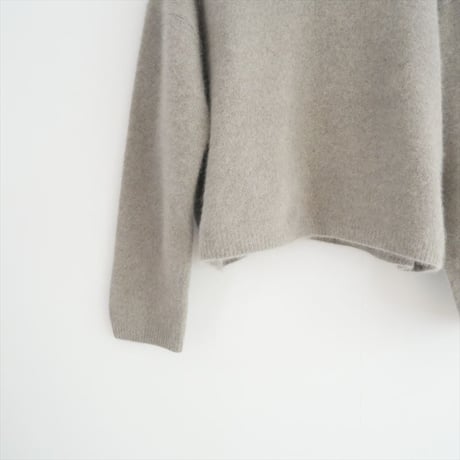 2023AW / Whim Gazette / フォックスウールクルーネックプルオーバー / WGZ1032505A0002 / 2403-0683