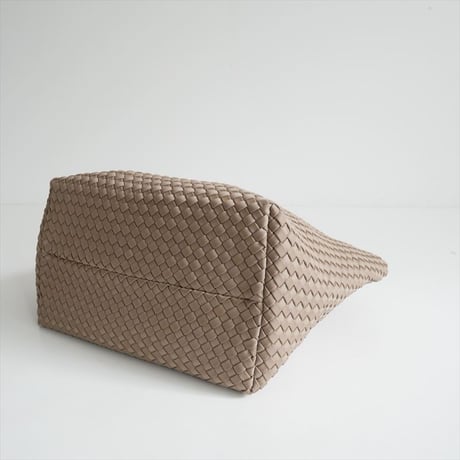 2025・人気完売品 / MUSE de Deuxieme Classe購入品 / NAGHEDI MEDIUM トート 25092521002230 / 2605-1282