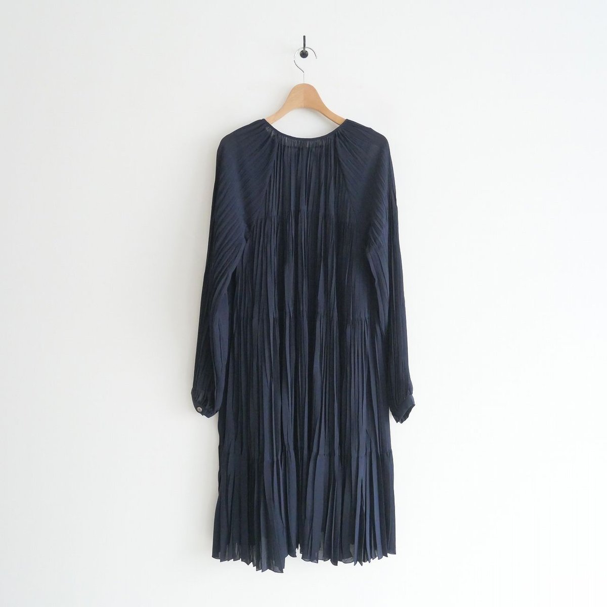 NOBLE スクイーズプリーツミニワンピース ネイビー セール】【Nono企画