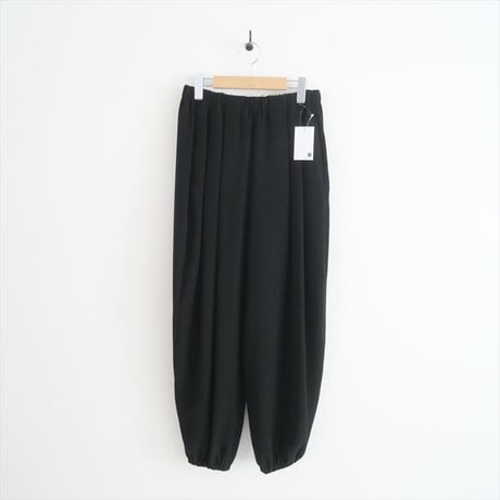 2024AW今季・人気完売品 / ENFOLD / WIDE EGG－PANTS / 300HA231-0820 / 2410-0413