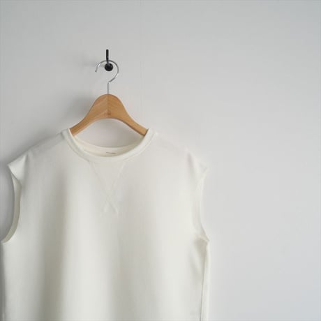 2024SS・人気完売品 / Whim Gazette / Vガゼットノースリーブプルオーバー / WGZ1041504A0012 / 2503-0999