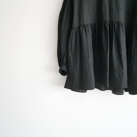 継続販売品・人気完売色 / yori フラットカラーシアーブラウス YR21-25098K / 2604-1070