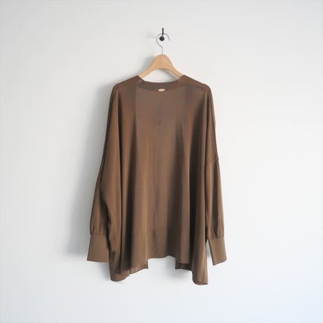 2024SS・人気完売品 / DEUXIEME CLASSE / shake code ショートカーディガン / 24080500405110 / 2411-0424