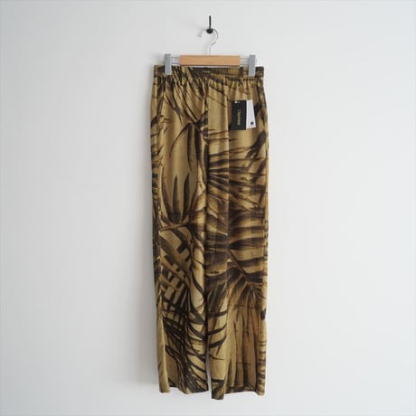 2023 / 未使用 / L'Appartement / Leaf Print Pants / 23030560500530 / 2406-0499