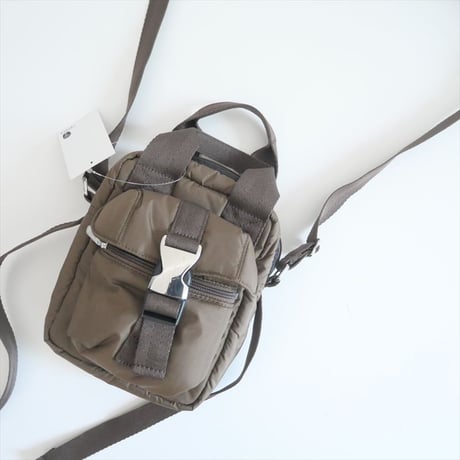〇2025・人気完売品 / 美容家・神崎恵さんコラボ / LeSportsac / PUFFY MINI BAG / 1168 PUFFY MINI BAG / 2508-0913