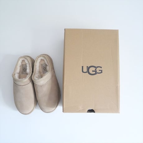 2025AW今季・人気完売サイズ / FRAMeWORK別注 / UGG / CLASSIC SLIPPER / 25093230002930 / 2510-0253