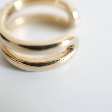 2023・人気完売品 / DECOUVERTE / 10KYG 0.13ct ダイヤモンド Wフープ イヤーカフ(片耳) / 23114895057770 / 2505-0205