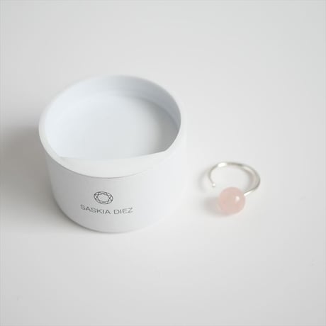 2023 / EDIT.FOR LULU購入品 / SASKIA DIEZ / SLING RING MONO / 23091810011330 / 2405-1355