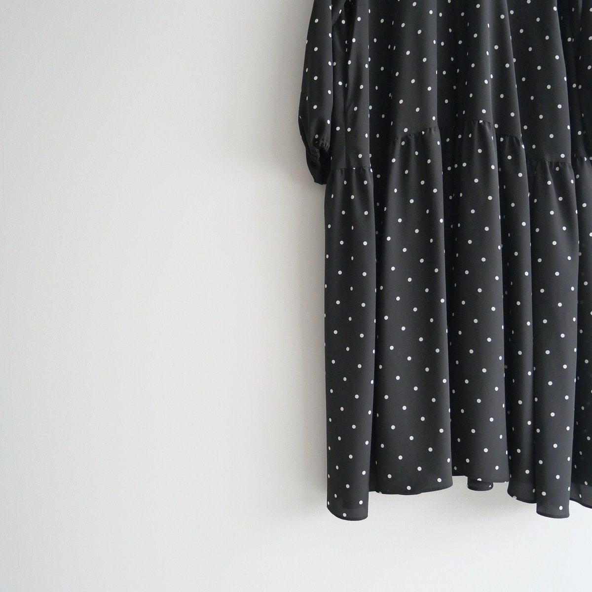 2022AW / journal standard luxe / ドット ティアードワンピース