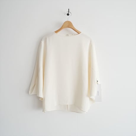 継続販売品 / 未使用 / SOEJU ライトクロスコクーンシルエットブラウス S-01-SB-049 / 2604-0116