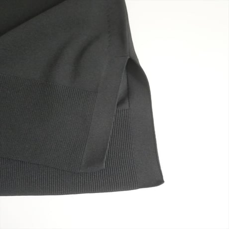 2025・人気完売品 / UNITED ARROWS / ミニマル フリル ポロニット / 15181061887 / 2508-0220