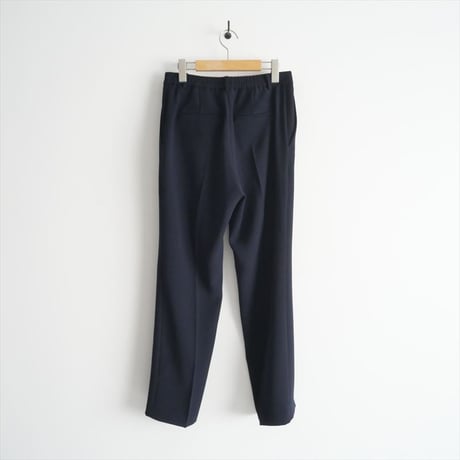 継続販売品 / 未使用 / MACKINTOSH LONDON / ポリエステルバックサテンテーパードパンツ / G5R16304 / 2403-1062