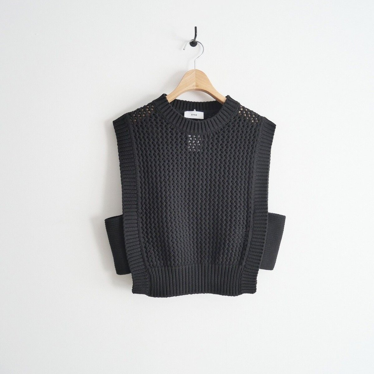 2023SS今季 / HYKE / CROCHETED CROPPED SWEATER TOP