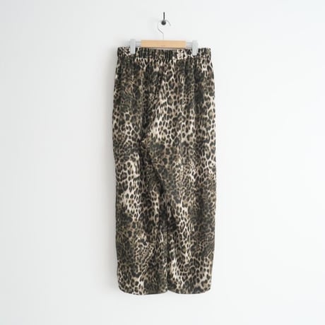 2023AW / journal standard luxe / マットサテンレオパイージーパンツ / 23030440006030 / 2407-0384