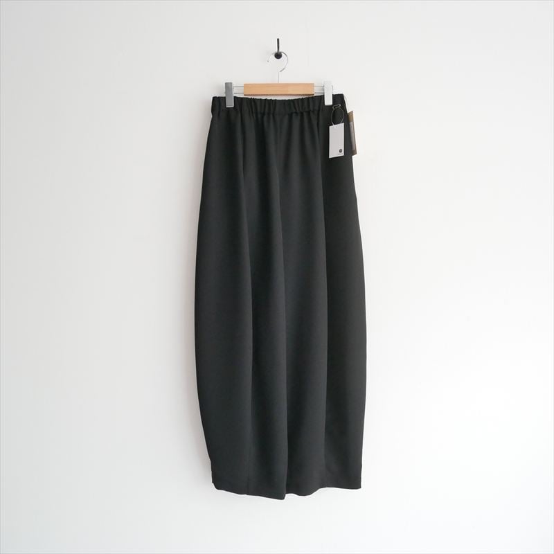 継続販売・人気予約品 / 未使用 / Curensology フォールドロストパンツ