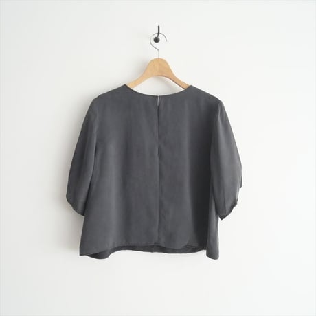 2023SS / Plage / フィブリルサテン Tee ブラウス / 23051922302020 / 2410-0947