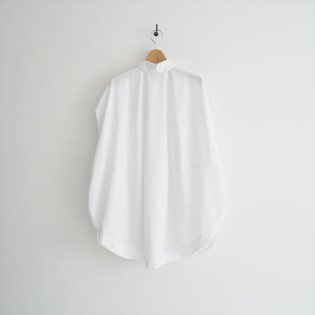 2025・6月新作 / ENFOLD / CIRCLE SLEEVELESS-SHIRT / 300IA130-0021 / 2507-0559