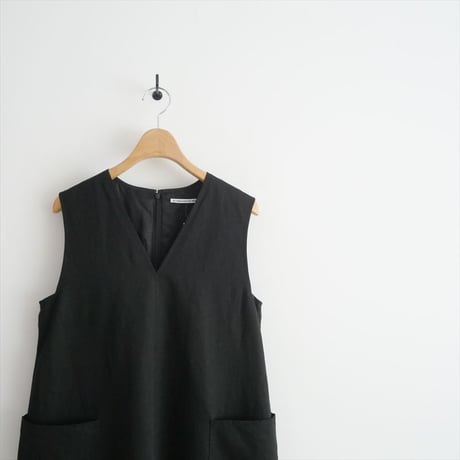 2024 / TENNE HANDCRAFTED MODERN  / NO SLEEVE MERMAID DRESS / 2409-0282