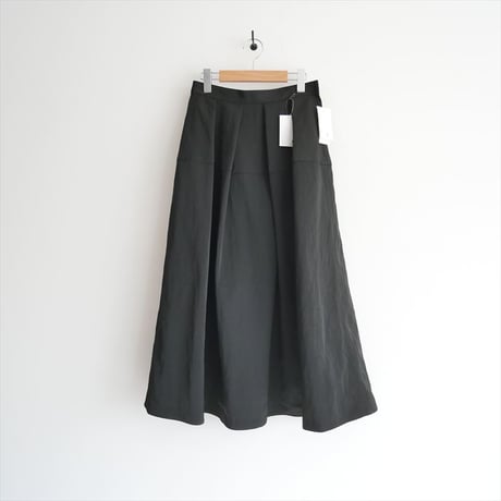 2025SS・人気完売品 / DEUXIEME CLASSE / Beguiling スカート / 25060500706010 / 2603-0757