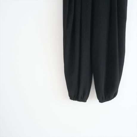 2024AW今季・人気完売品 / ENFOLD / WIDE EGG－PANTS / 300HA231-0820 / 2410-0413