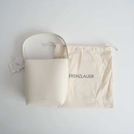 2024・人気完売品 / 未使用 / DEUXIEME CLASSE購入品 / FRENZLAUER / MAMI MEDIUM バッグ / 24092510000830 / 2503-0907