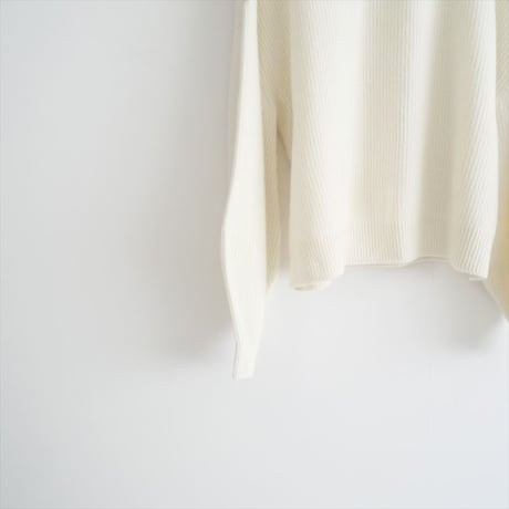 2022AW / 未使用 / DEUXIEME CLASSE / Cocoon Sleeve プルオーバー / 22080500825030 / 2404-0549