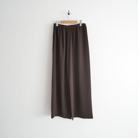 人気完売品 / 未使用 / DEUXIEME CLASSE イージーワイドパンツ 24030500803130 / 2605-0715
