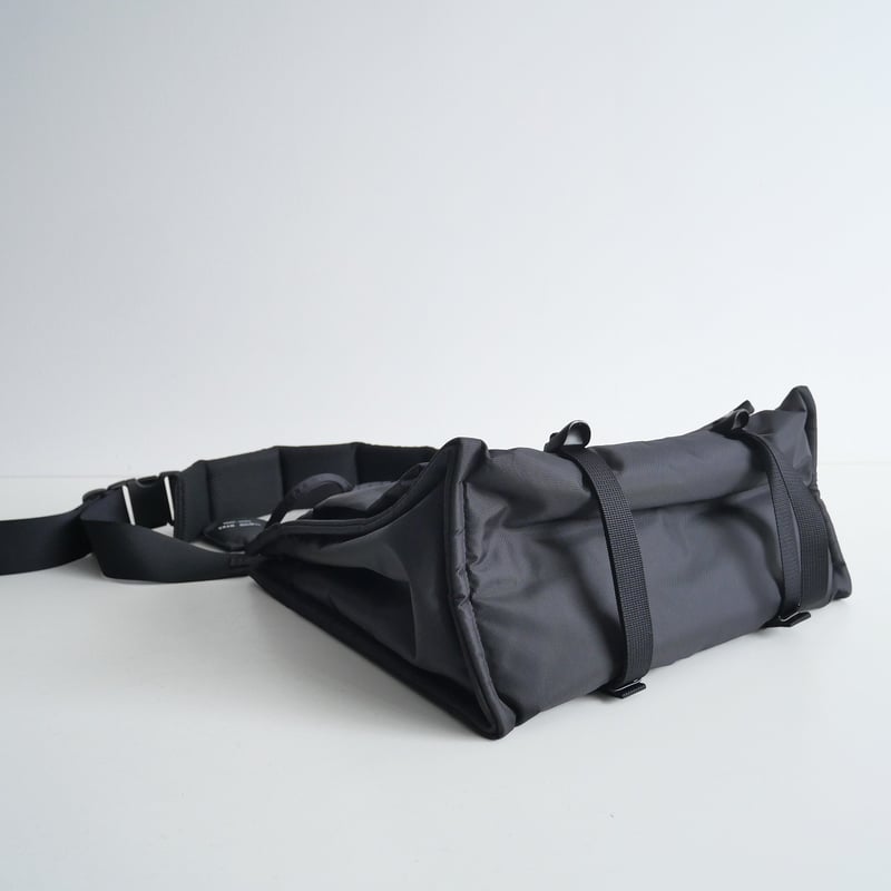 HYKE x PORTER 2WAY TOTE BAG ブラック HYKE PORTER 2WAY TOTE BAG