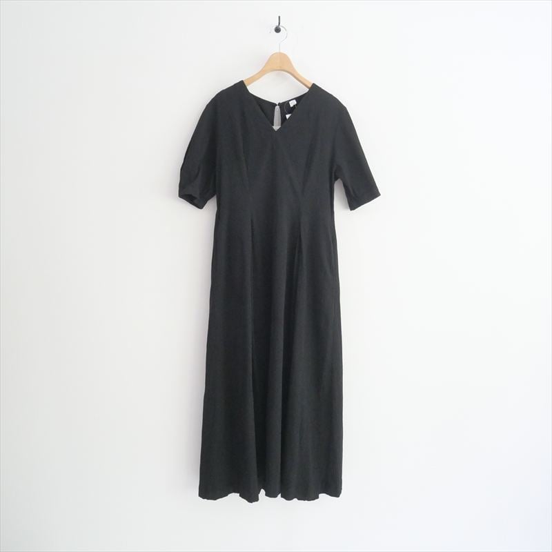 2025・人気完売品 / IENA / B. サッカーVネックワンピース / 25040900