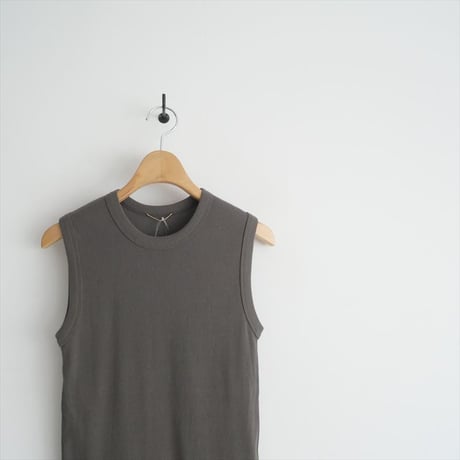 2024SS・人気完売品 / 未使用 / DEUXIEME CLASSE / 追加 dignity sleeveless / 24070500714210 / 2409-0398