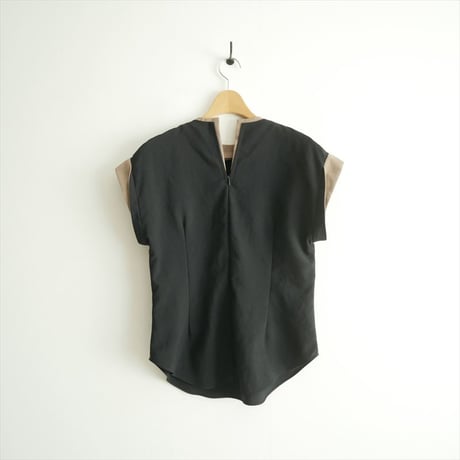 2025SS・人気完売品 / deres / Brynn breezy tops / DER25SS-BL-002 / 2512-0560