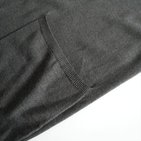 2024AW・人気完売品 / mizuiro ind / Vネックロングベスト / 4-220074 / 2512-0530