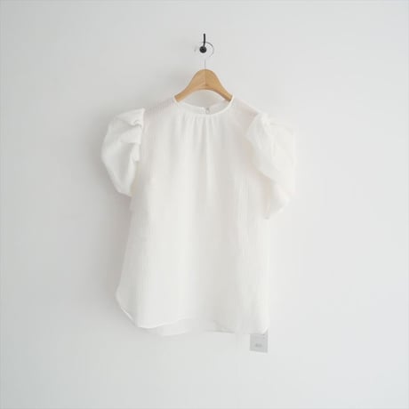 2025SS今季・人気完売品 / 未使用 / TREFLE＋1 / ハートシアートップス / 230334S / 2506-0636