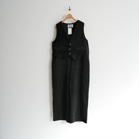 2024AW・人気完売品 / CYAN TOKYO / スラブモールコンビベストサロペ  / 407276 / 2504-0859