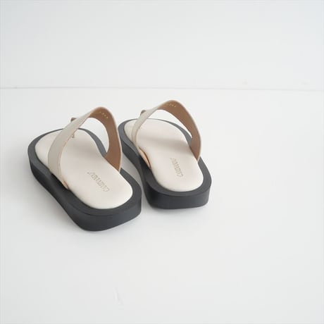 2023SS / 未使用 / DEUXIEME CLASSE購入品 / CAMINANDO / THONG PLATFORM サンダル / 23093510004310 / 2505-0473