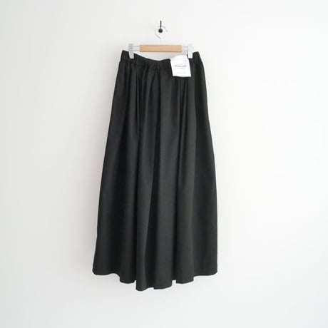 人気完売品 未使用 Traditional Weatherwear GATHERD VOLUME CULOTTE PANTS L221CIFPT0240CV 2606-0008