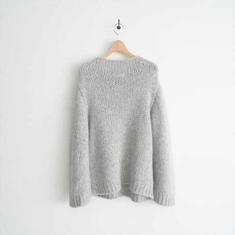 2023AW・人気完売品 / GALERIE VIE / バルキーアルパカ ボリュームスリーブプルオーバー / 23023402108 / 2412-0528