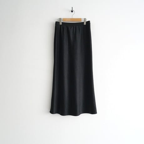 2023SS / DEUXIEME CLASSE / Minimal Satin Midi スカート / 23060500816010 / 2311-0023