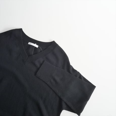 2022AW / 未使用 / Plage / superior V ニット / 22080922711030 / 2411-0341