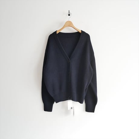2025AW / 未使用 / DEUXIEME CLASSE / JUSPER Vネック カーディガン / 25080500414030 / 2601-0979